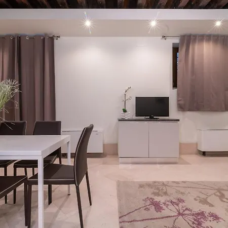 Διαμέρισμα Riva Palace By Wonderful Italy